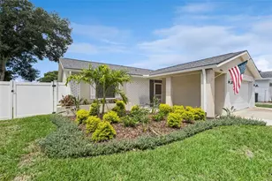 1004 Vineyard Ct, Dunedin, FL 34698 - Photo 2