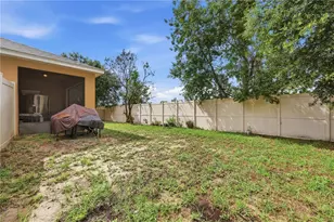 418 Vitoria Rd, Davenport, FL 33837 - Photo 4
