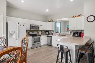 2671 Manesty Ln, Kissimmee, FL 34747 - Photo 6