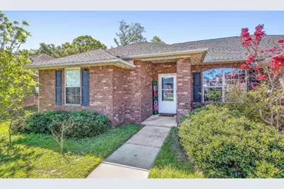 6432 Sarasota St, Pensacola, FL 32526 - Photo 2