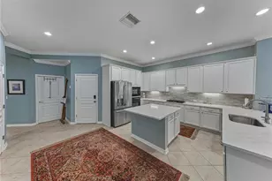 5252 Brighton Shore Dr, Apollo Beach, FL 33572 - Photo 10