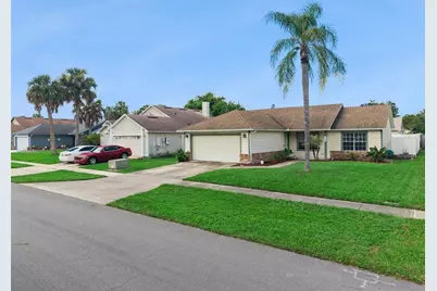 204 S Bristol Circle, Sanford, FL 32773 - Photo 4