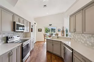 1927 Magies Ct, Oviedo, FL 32766 - Photo 22