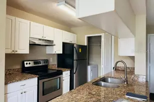 2550 N Alafaya Trail, Orlando, FL 32826 - Photo 32