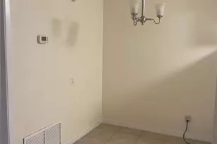 500 75th Ave N, Saint Petersburg, FL 33702 - Photo 6