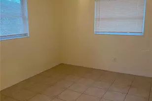 500 75th Ave N, Saint Petersburg, FL 33702 - Photo 8