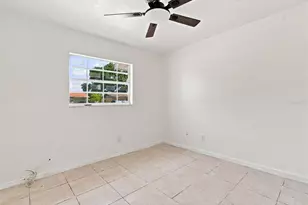 1719 Julian Ln Dr, Tampa, FL 33619 - Photo 14