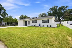1719 Julian Ln Dr, Tampa, FL 33619 - Photo 2