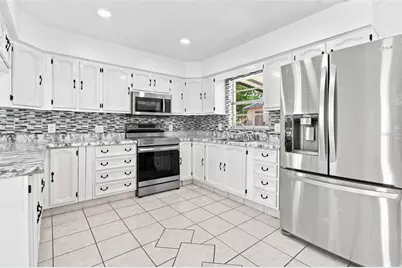 1719 Julian Ln Drive, Tampa, FL 33619 - Photo 10