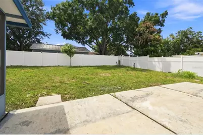 1719 Julian Ln Drive, Tampa, FL 33619 - Photo 22