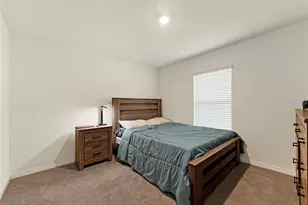 822 Will Scarlett Ave, Ruskin, FL 33570 - Photo 8