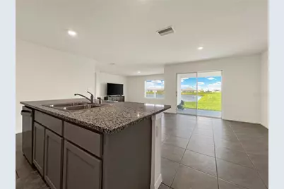 822 Will Scarlett Avenue, Ruskin, FL 33570 - Photo 6