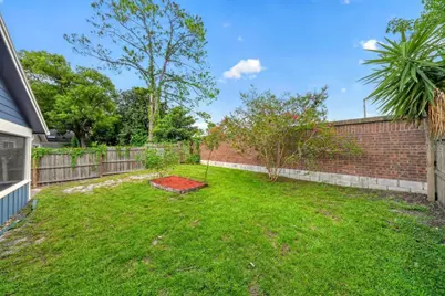 105 Newport Square, Sanford, FL 32771 - Photo 56