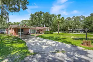 11031 W Beach Pkwy, Lake Wales, FL 33898 - Photo 2