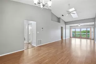 825 Waterside Ln, Bradenton, FL 34209 - Photo 10