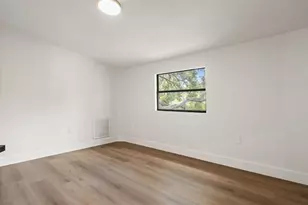 3415 W Barcelona St, Tampa, FL 33629 - Photo 32