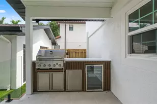 3415 W Barcelona St, Tampa, FL 33629 - Photo 52