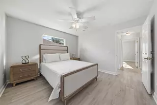 3804 Bayshore Cir, Tavares, FL 32778 - Photo 30