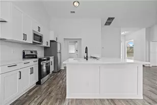5427 Blue Tick Dr, Orlando, FL 32810 - Photo 4