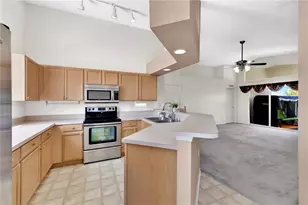 246 Windridge St, Davenport, FL 33837 - Photo 4