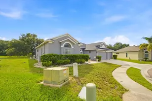 928 Coventry Rd, Davenport, FL 33897 - Photo 2