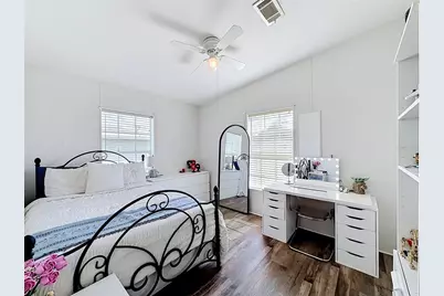 25110 Alamanda Dr, Astatula, FL 34705 - Photo 22