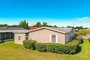 25110 Alamanda Dr, Astatula, FL 34705 - Photo 32
