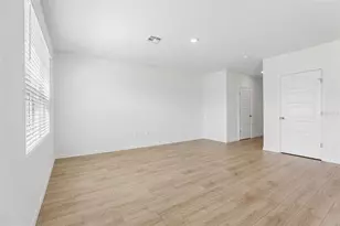 1515 Las Palmas St, Lakeland, FL 33810 - Photo 2