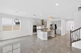 2556 Leyland Cypress Ln, Sanford, FL 32773 - Photo 10