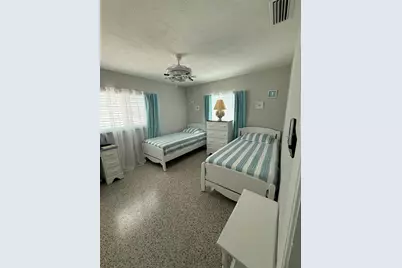 52 45th Avenue, Saint Pete Beach, FL 33706 - Photo 10