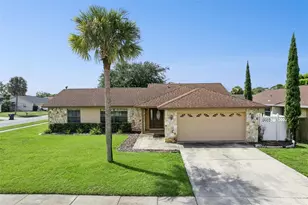 2402 Woodway Dr, Orlando, FL 32837 - Photo 1