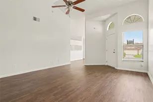 1097 Covington St, Oviedo, FL 32765 - Photo 4