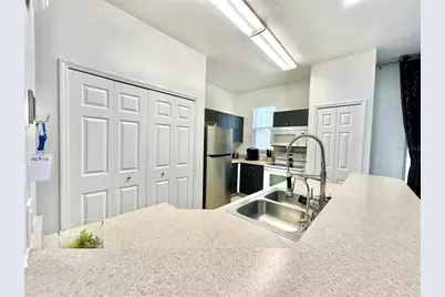 1134 S Beach Circle, Kissimmee, FL 34746 - Photo 10