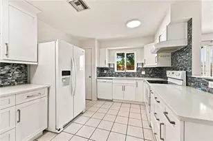 1050 Huntington Ct, Longwood, FL 32750 - Photo 12