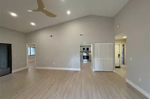 971 Sunridge Dr, Sarasota, FL 34234 - Photo 4