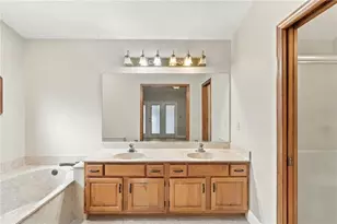 4425 Winderwood Cir, Orlando, FL 32835 - Photo 30