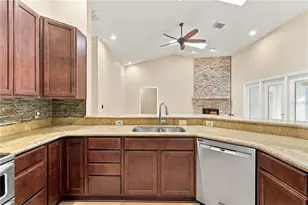 4425 Winderwood Cir, Orlando, FL 32835 - Photo 6