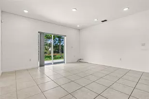 2860 Surf Dr, Deltona, FL 32738 - Photo 6