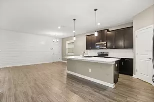 7608 Summerlake Groves St, Winter Garden, FL 34787 - Photo 2