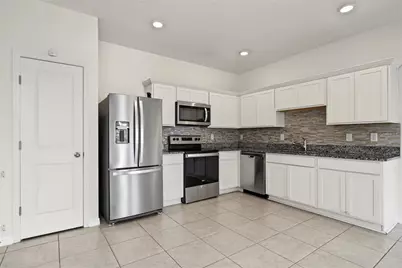 461 Madison Drive, Davenport, FL 33837 - Photo 10