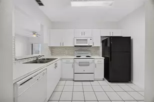 13226 Galicia St, Orlando, FL 32824 - Photo 10