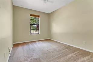 10102 Caroline Park Dr, Orlando, FL 32832 - Photo 14