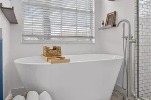1198 Muscovy Dr, Spring Hill, FL 34608 - Photo 20
