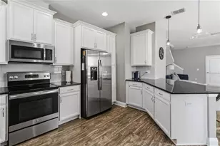 2724 White Isle Ln, Orlando, FL 32825 - Photo 8