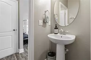 2724 White Isle Ln, Orlando, FL 32825 - Photo 10