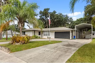 121 Oak Ridge Avenue, Edgewater, FL 32132 - Photo 4