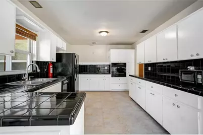 7000 Cane Hills Circle, Orlando, FL 32819 - Photo 8