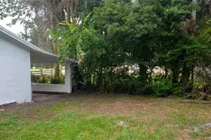 1412 Laurel St, Palatka, FL 32177 - Photo 6