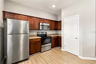 7103 Red Lantern Dr, Harmony, FL 34773 - Photo 8