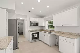 605 Tamarin Ln, Kissimmee, FL 34759 - Photo 16
